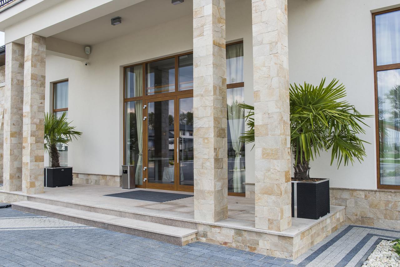 Hotel Aleksandria Siedlce Exterior foto
